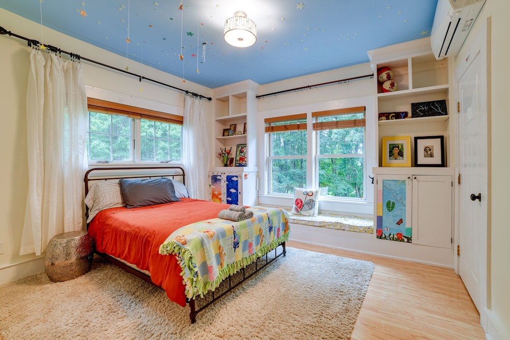 House (4 Bedrooms) photo 2