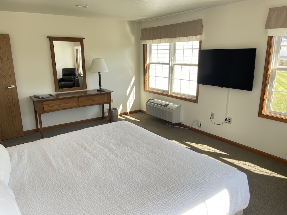 Honeymoon Suite