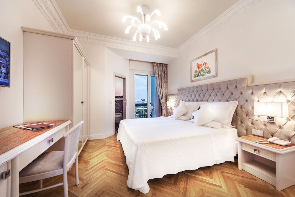 Executive Double Room, Sea View - Photo 1
