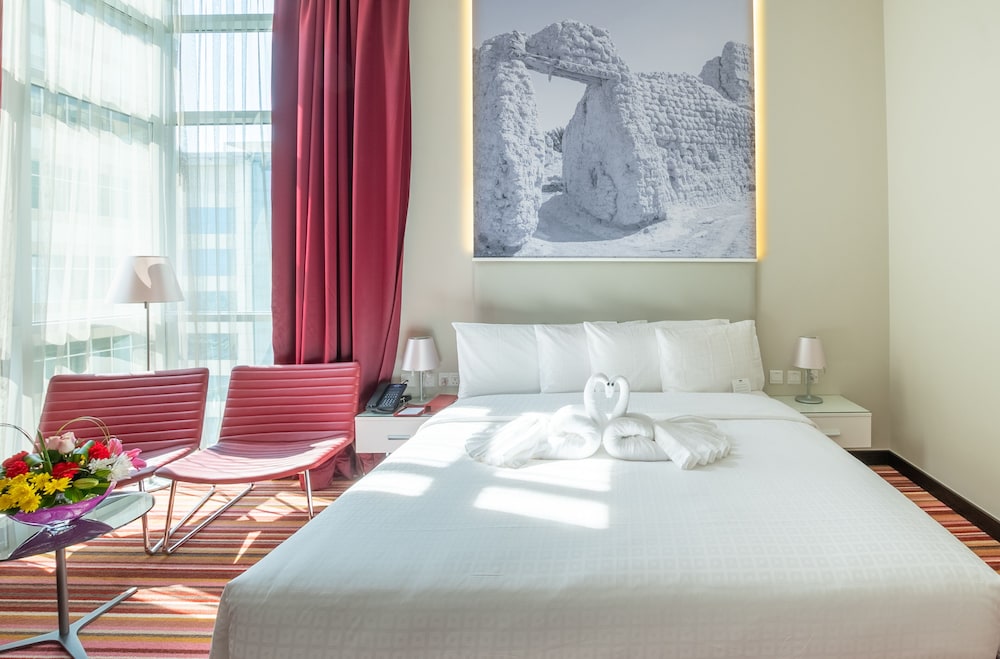 Executive Studio Suite
