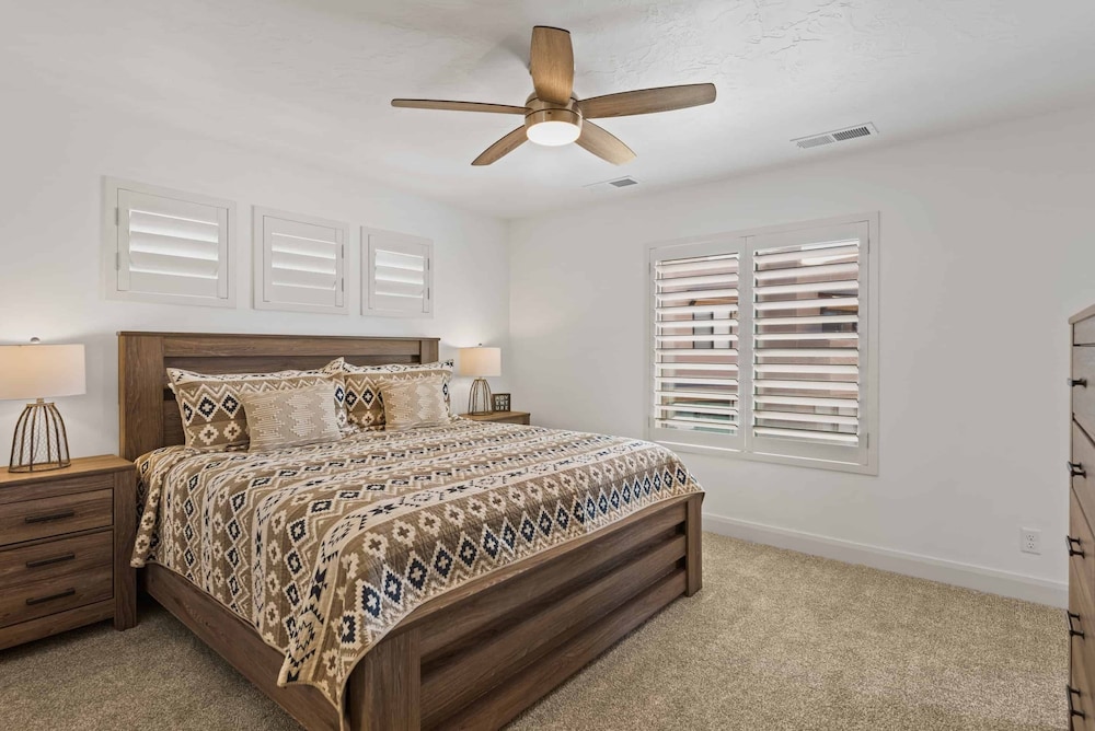 Townhome, 4 Bedrooms photo 2