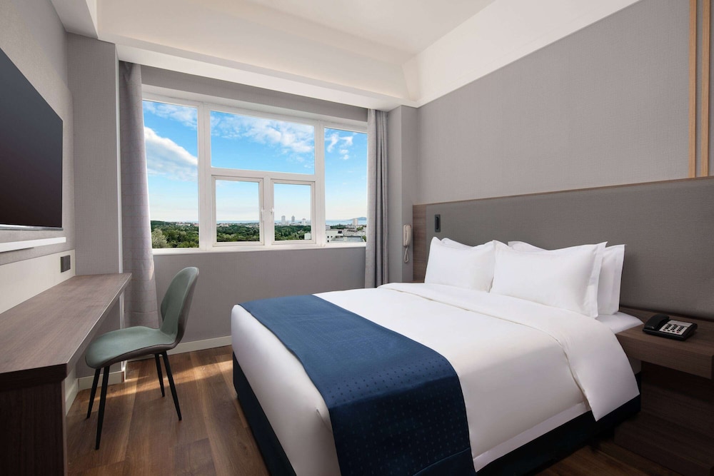 Room, 1 Queen Bed, Non Smoking