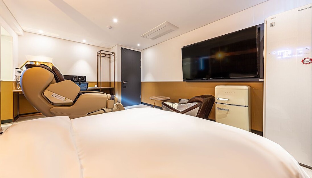 VIP Room(Outdoor Bathtub Unavailable During Winter Season) - Photo 4