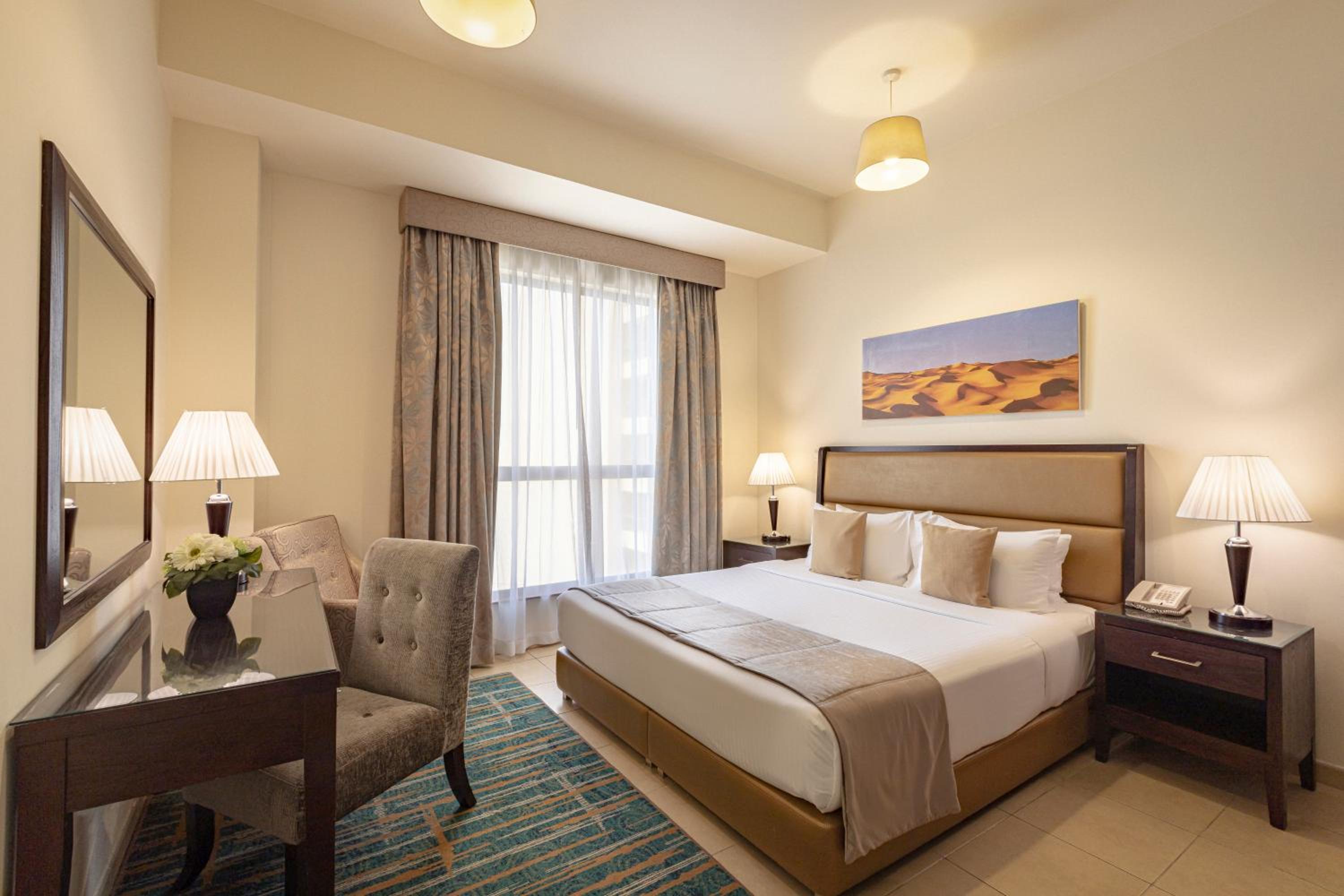 Large Family Apartment with complimentary AED 100 Meal Voucher per stay (redeem at Samar Restaurant) photo 2