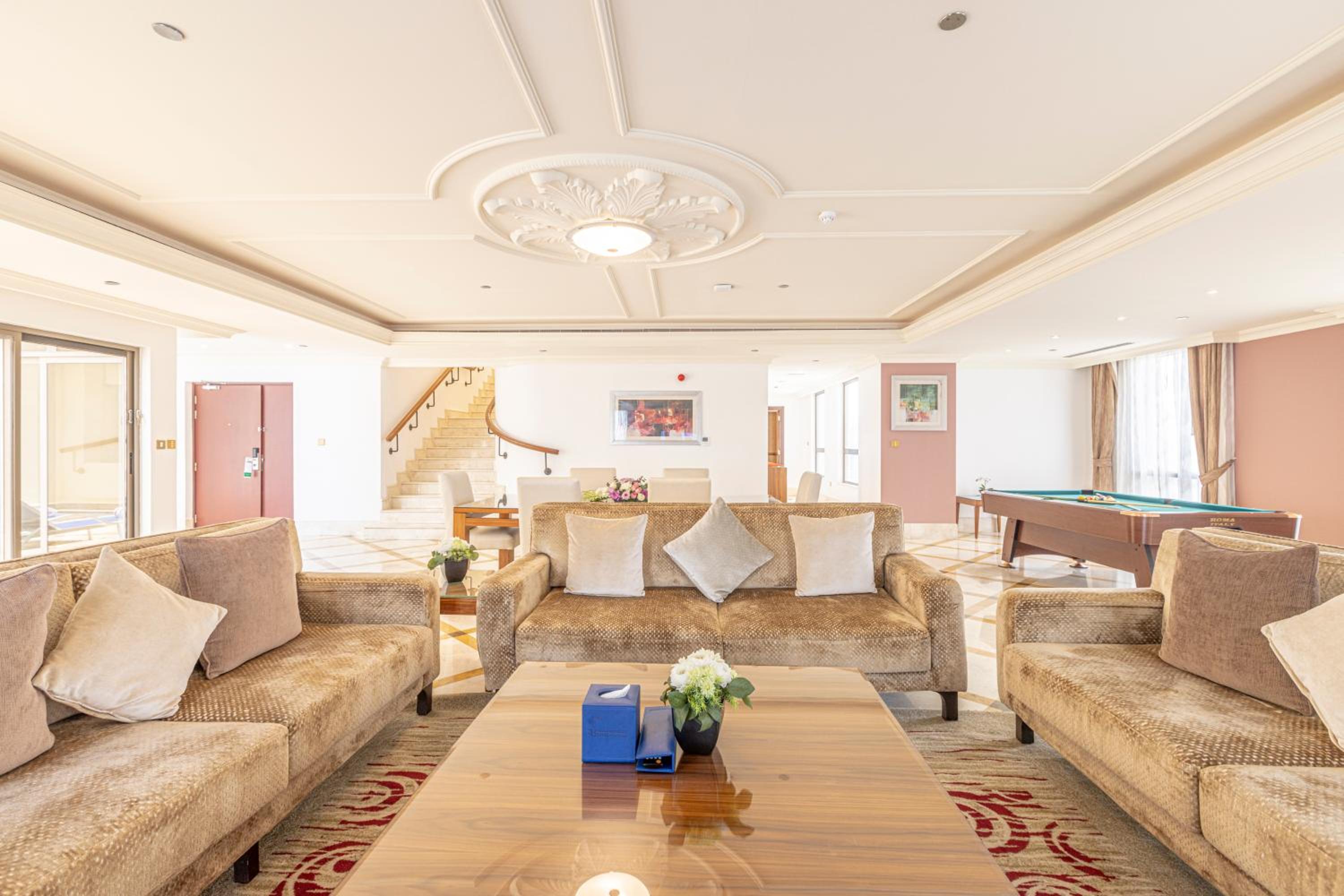 Penthouse Apartment with Private Pool  photo 3