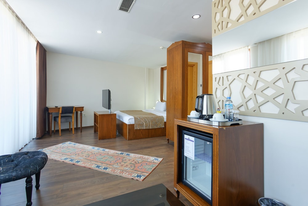 Superior Double Room, 1 King Bed, City View photo 1