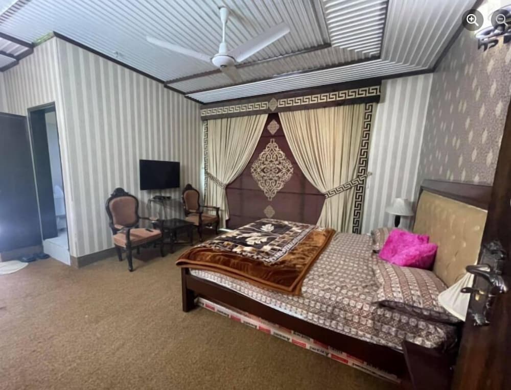 Deluxe Double Room photo 3
