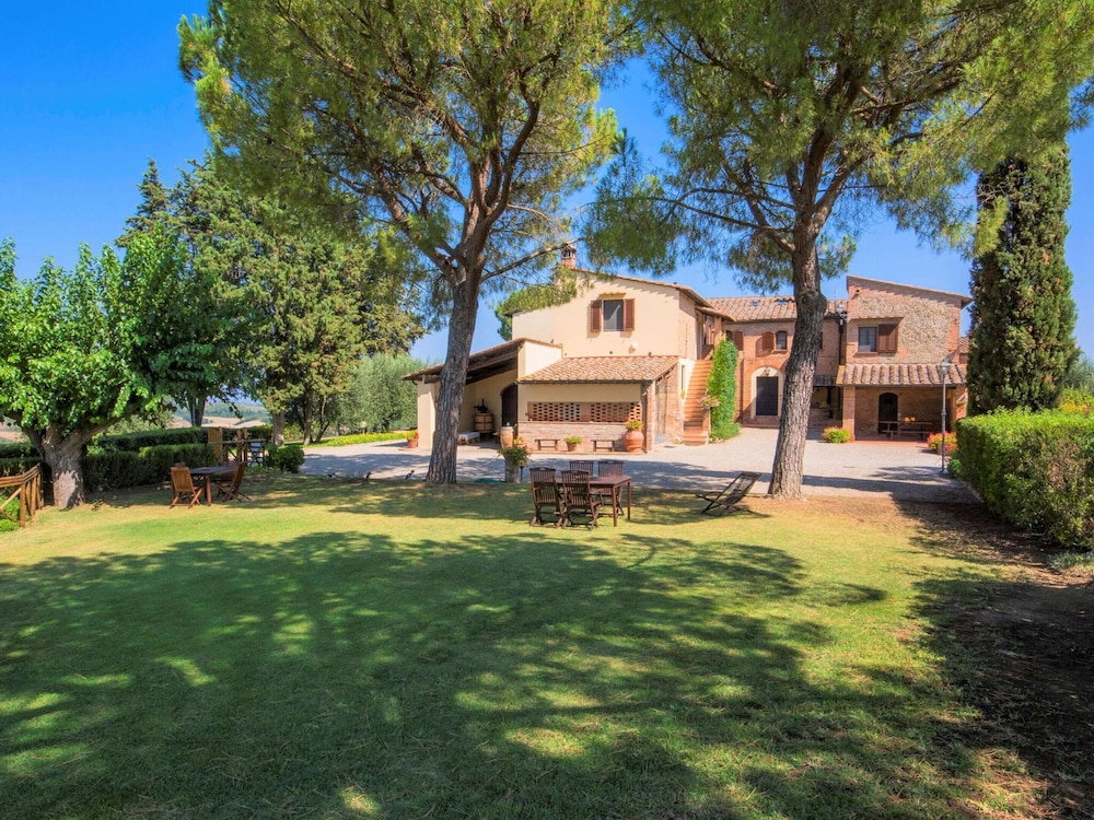 House photo 1