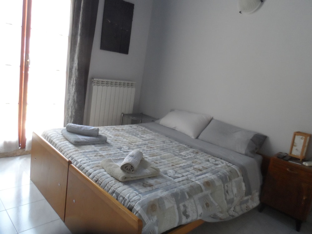 Comfort Room, 2 Bedrooms