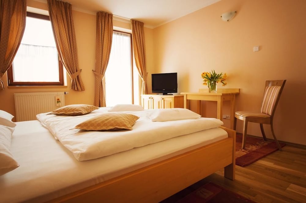 Business Double Room - Photo 2