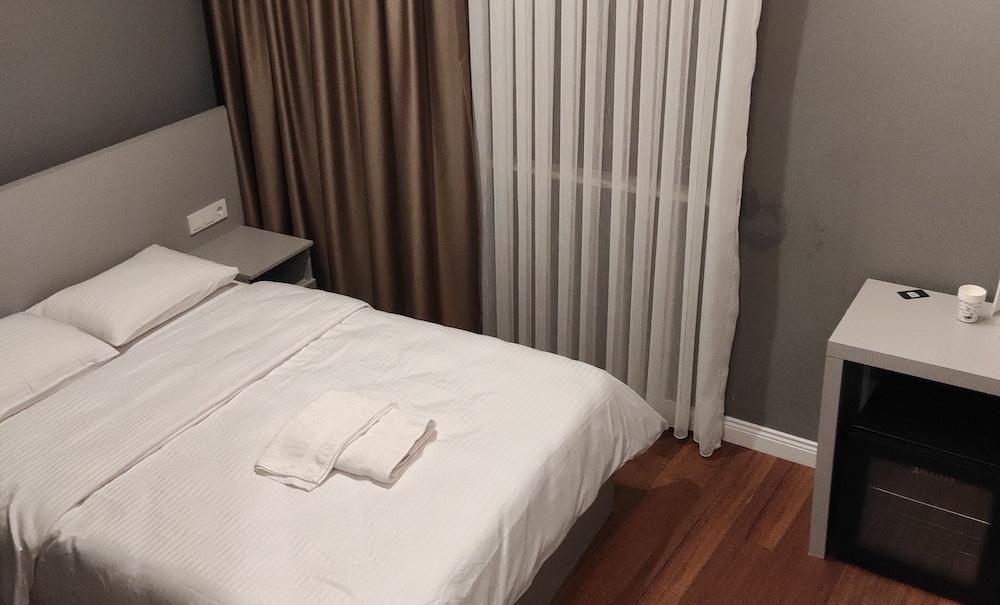 Standard Double Room photo 3