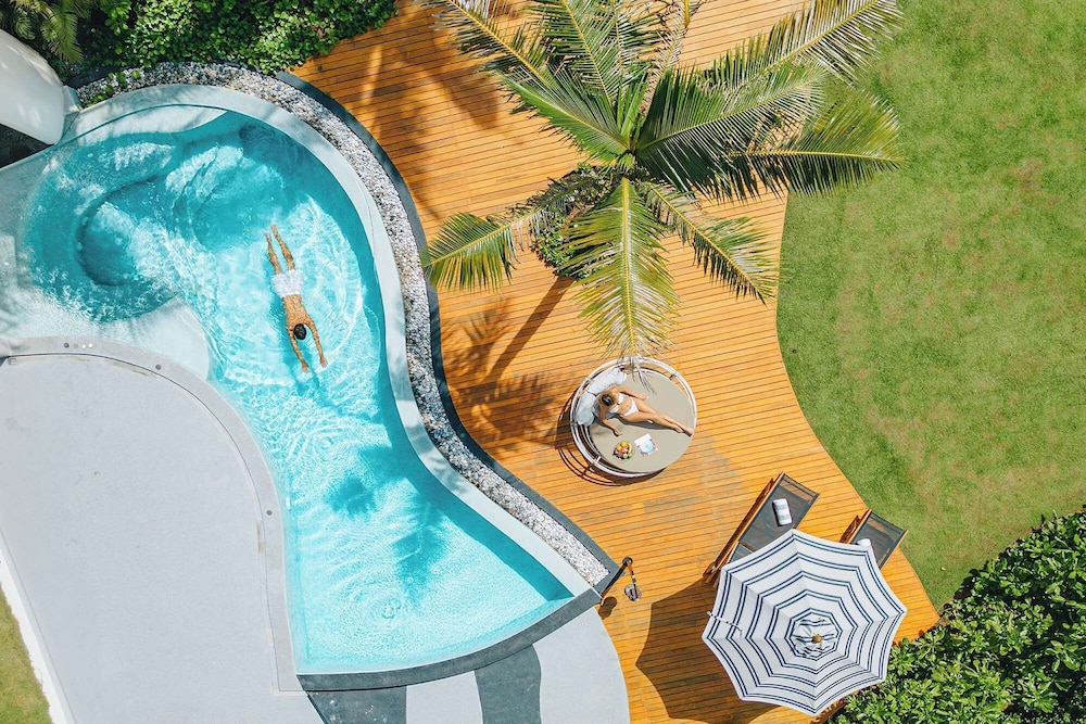 Beach Front Pool Villa - Photo 10