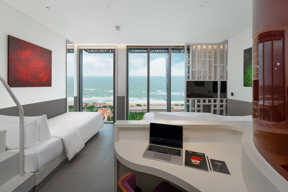 Deluxe Room, Multiple Beds, Ocean View