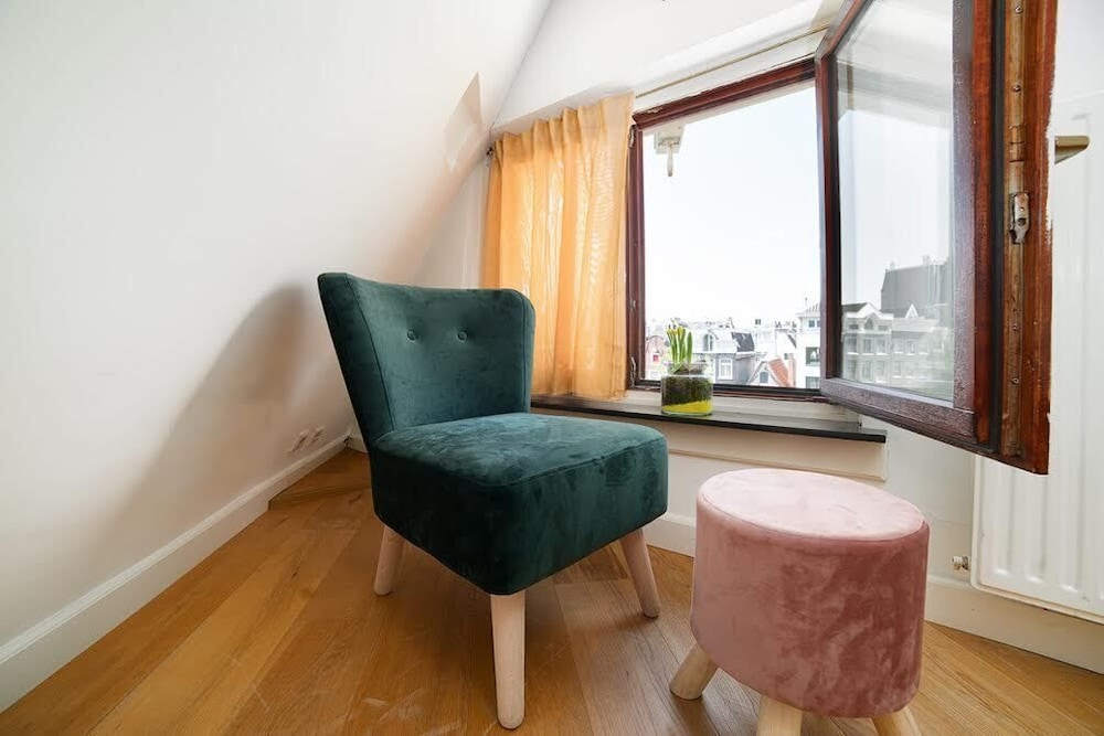 Suite, 2 Bedrooms photo 3