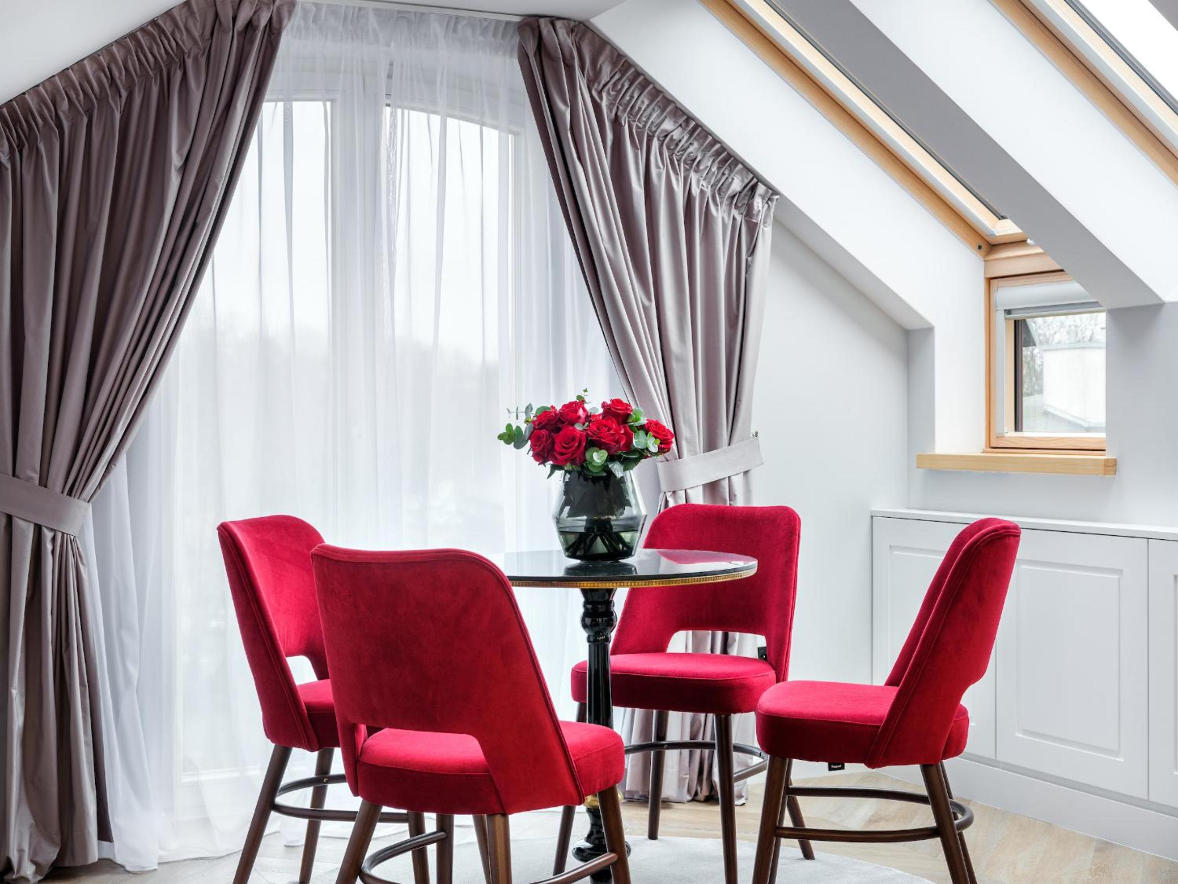 Suite with Terrace - Photo 6