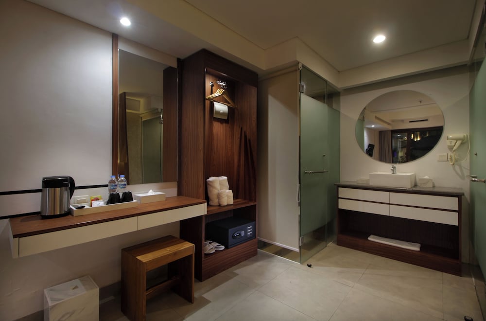 Signature Room photo 3
