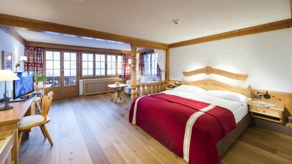 Deluxe double room with balcony and mountain view - Photo 4
