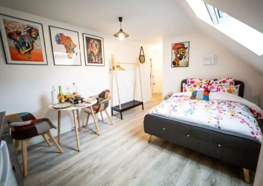 Standard Studio, 1 Double Bed, Kitchen