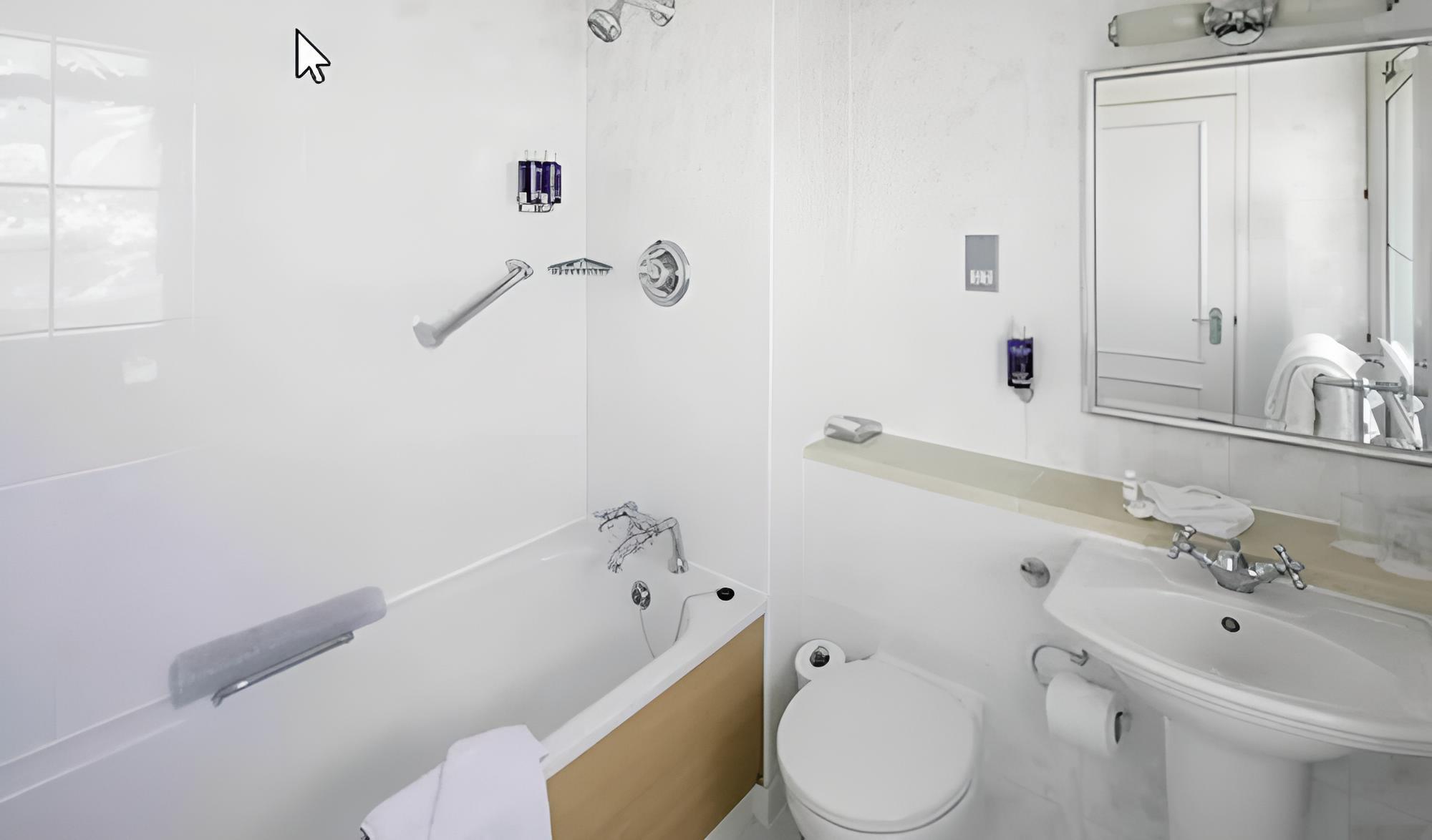 Classic Double or Twin Room, Sea View - Photo 6