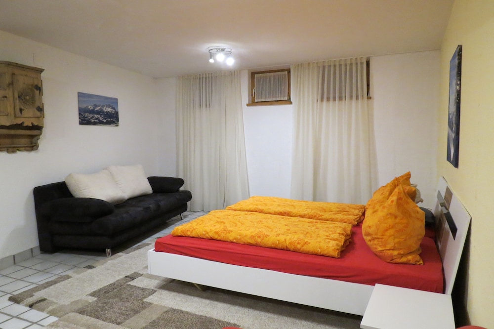 Luxury Apartment, 3 Bedrooms, Sauna, Mountain View (additional cleaning fee € 65,00) photo 1