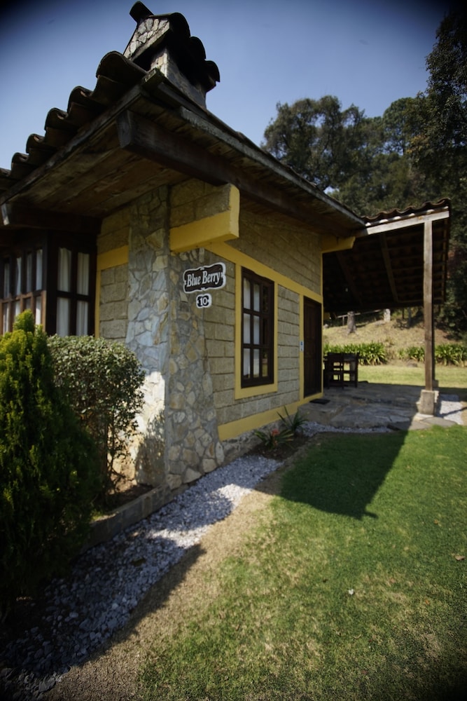 Grand Cabin (Blueberry) photo 2