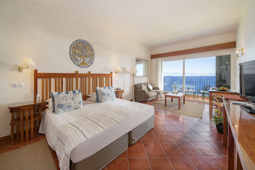 Premium Sea View with Balcony - Photo 1