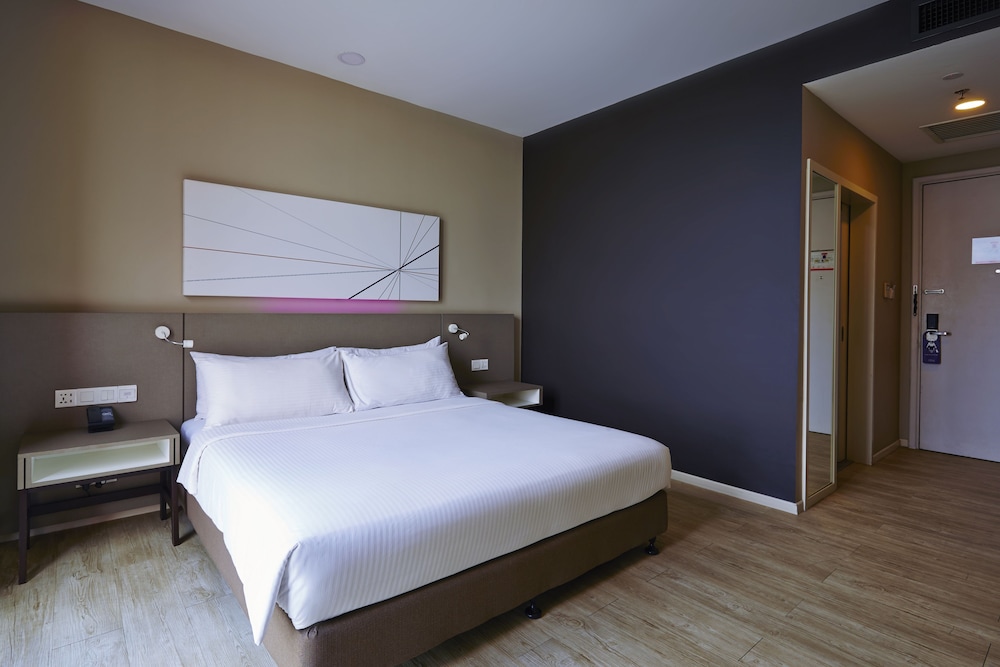 Superior King Room photo 2