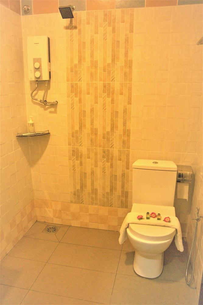 Family Room, Balcony photo 3
