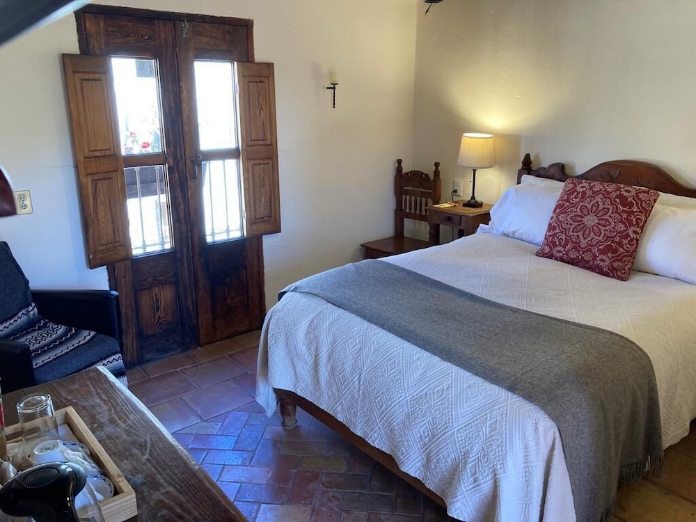 Deluxe Double Room (#14) photo 3
