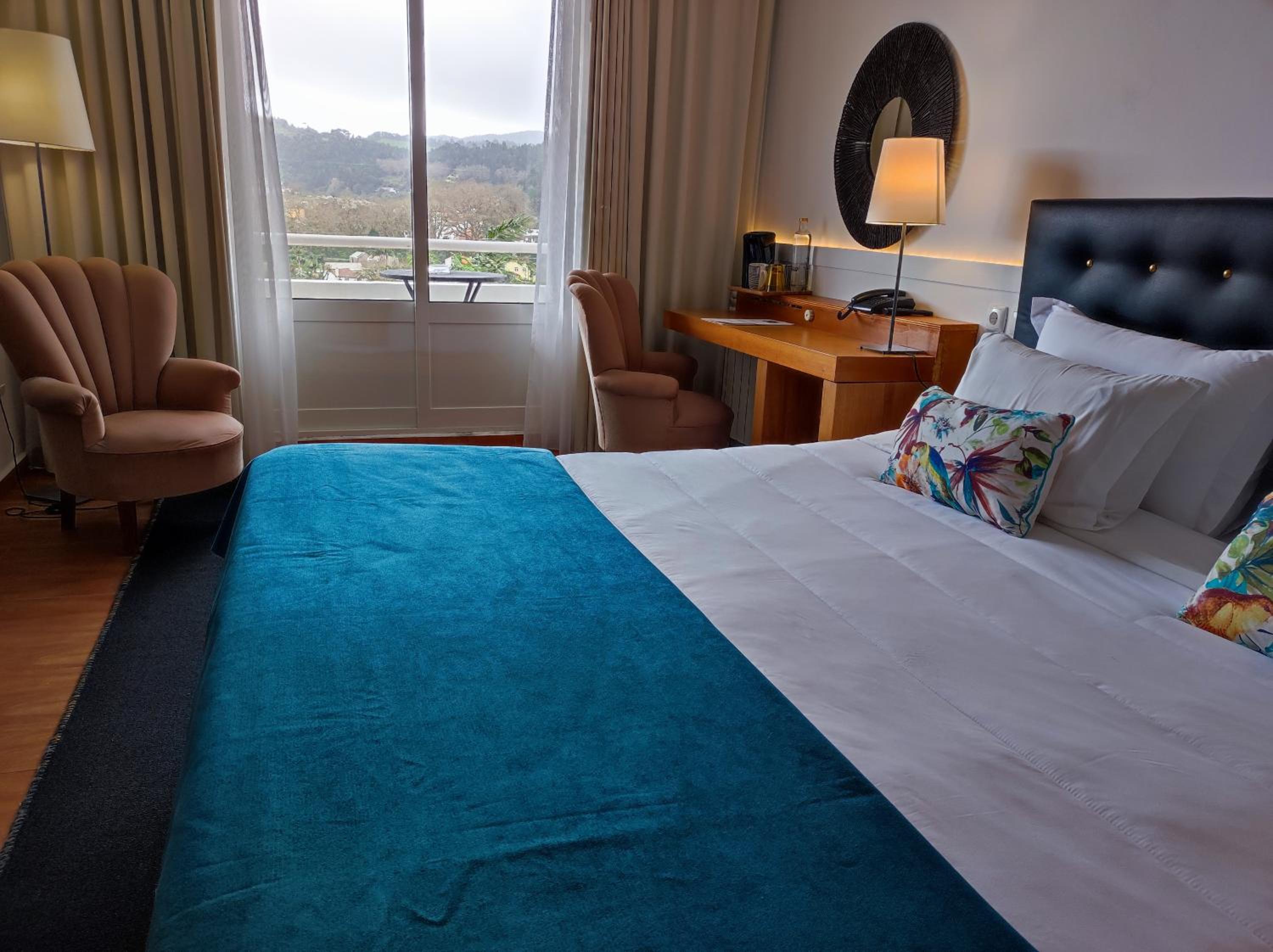 Double or Twin Room with View