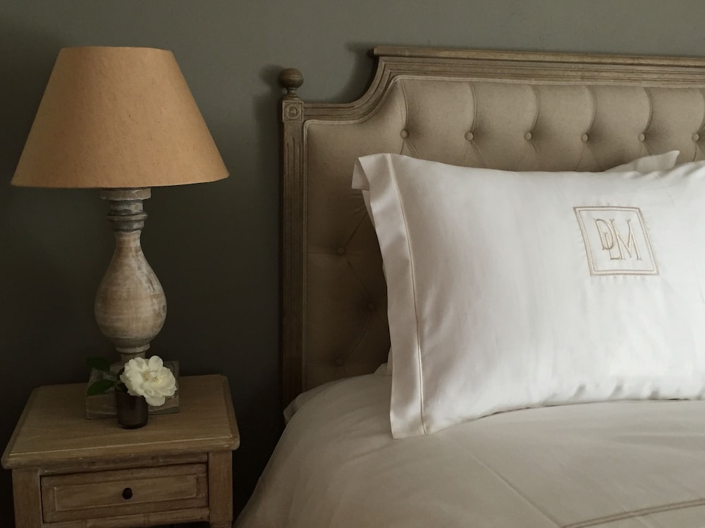 Deluxe Suite photo 2