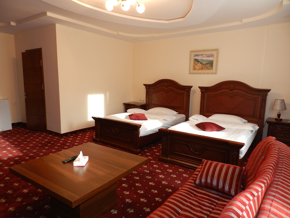 Luxury Twin Room photo 2