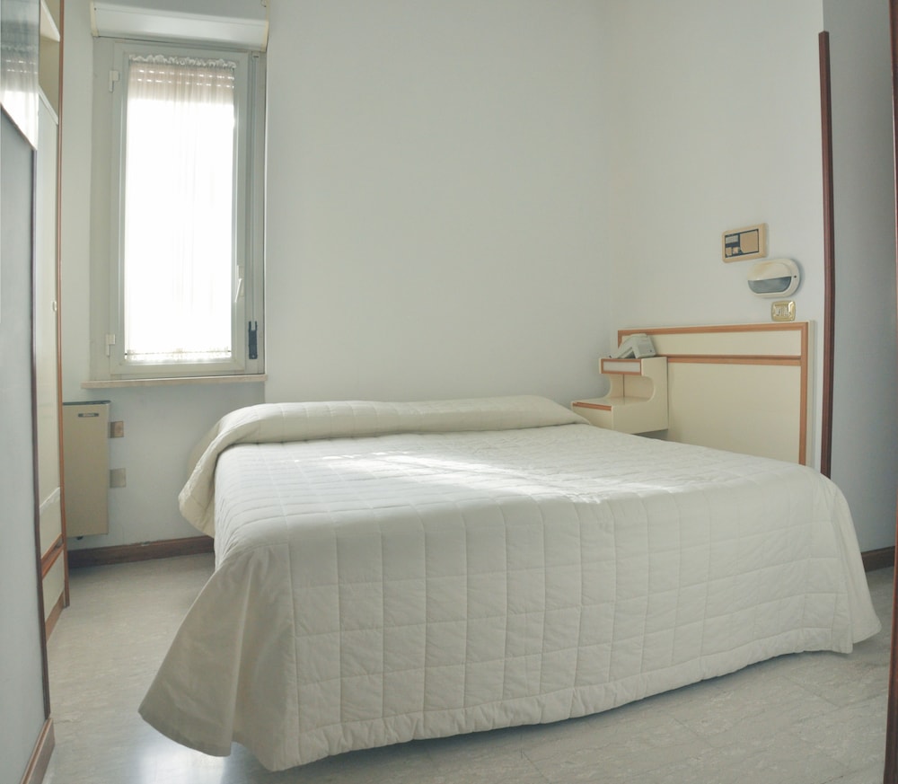 Economy Double or Twin Room