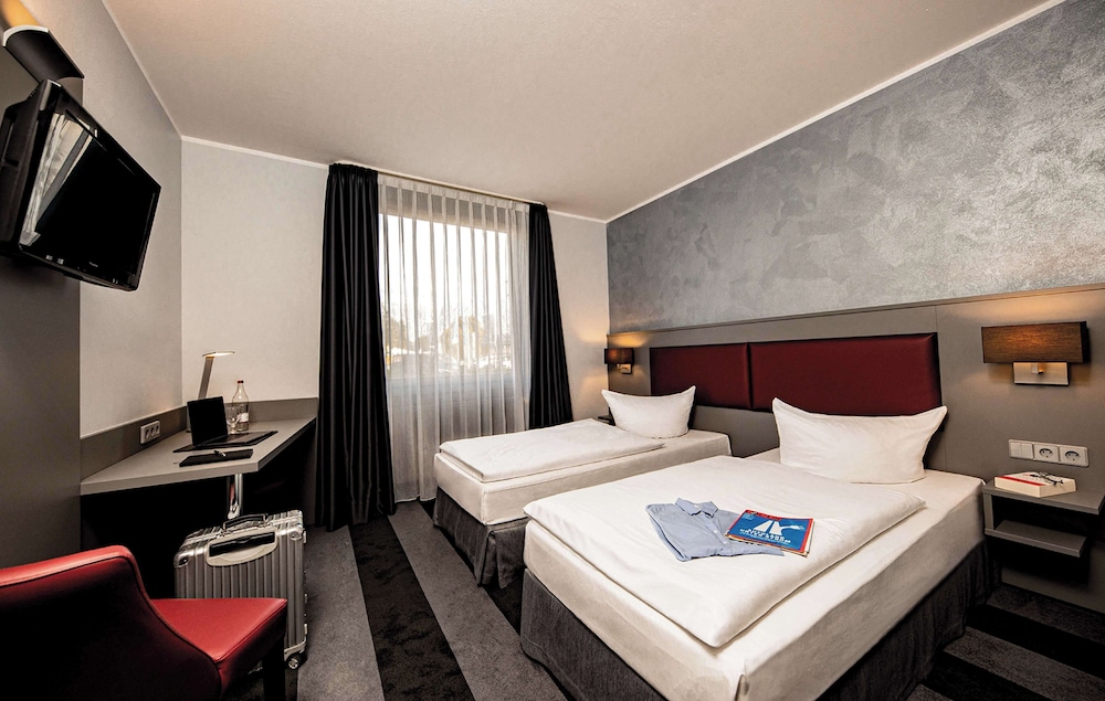 Business Twin Room, Non Smoking photo 1