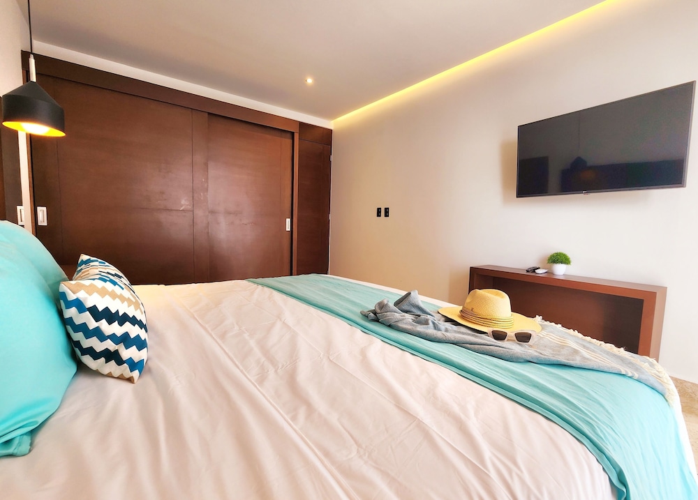 Premium Studio Suite photo 2