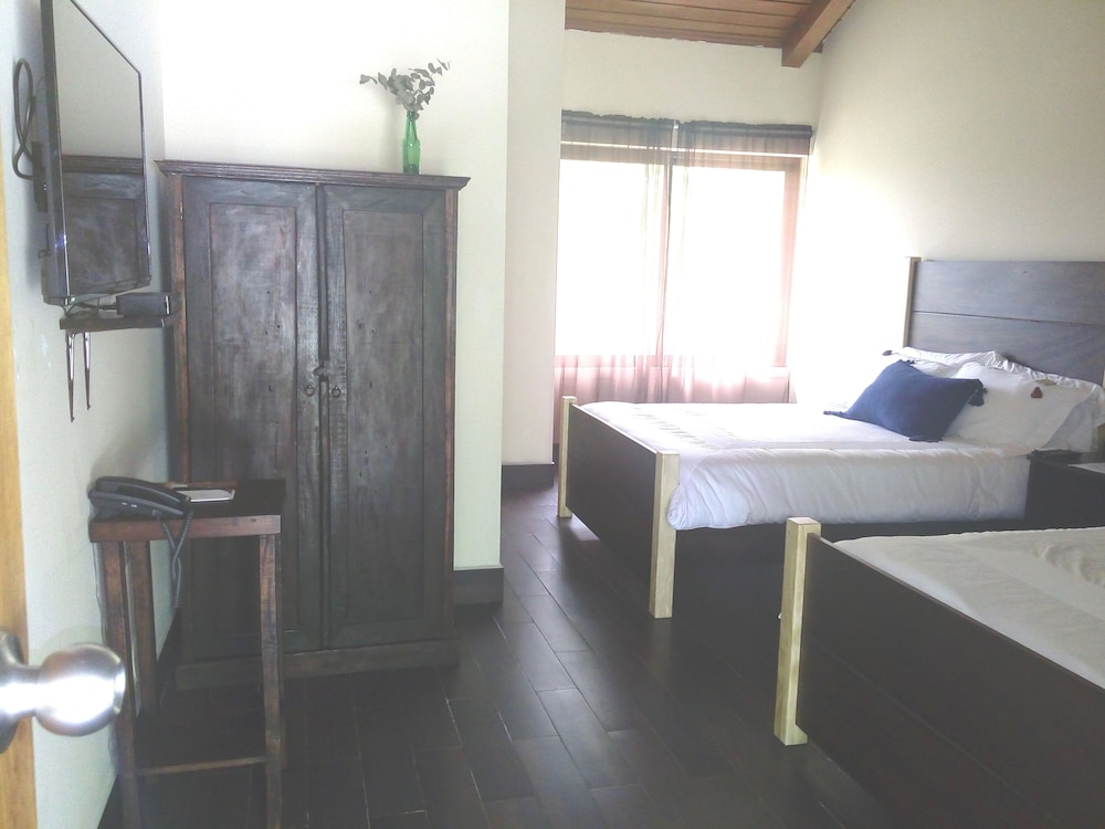 Junior Double Room, 1 Bedroom, Mountain View photo 2
