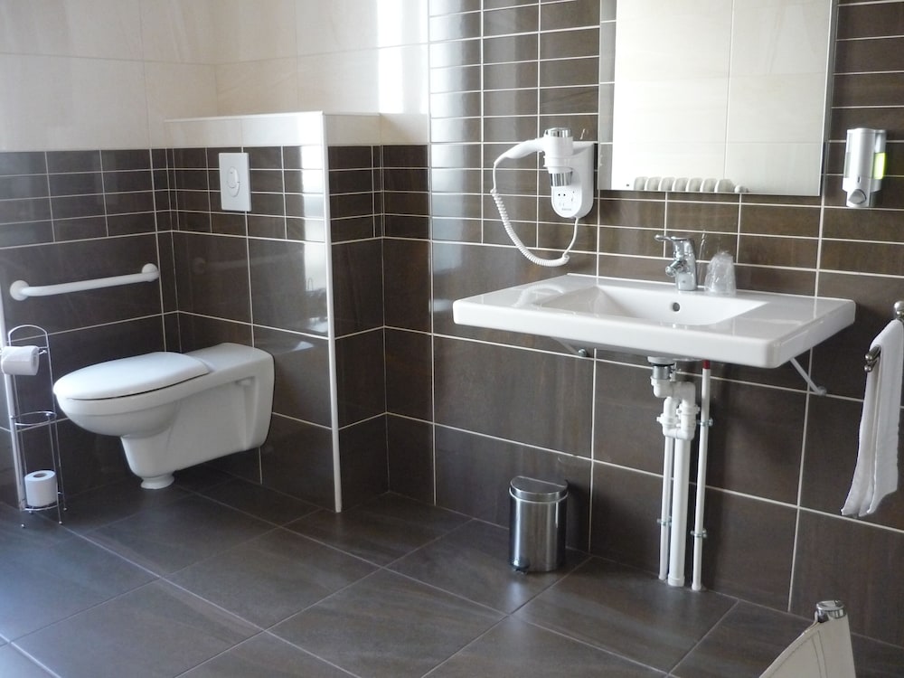 Comfort Double Room, 1 Bedroom, Accessible photo 3