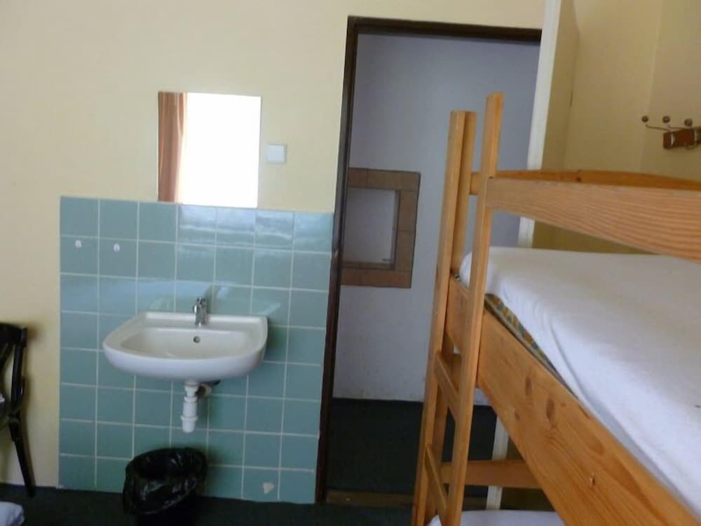 Economy Room, Shared Bathroom photo 1