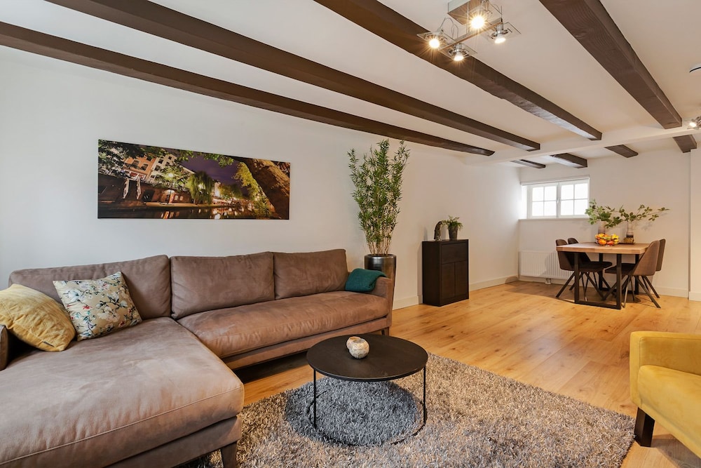 Apartment, 2 Bedrooms (229D) photo 2