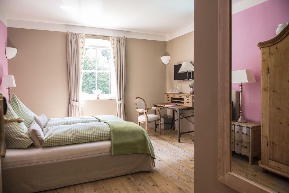 Double Room, River View (Ahorn) photo 2