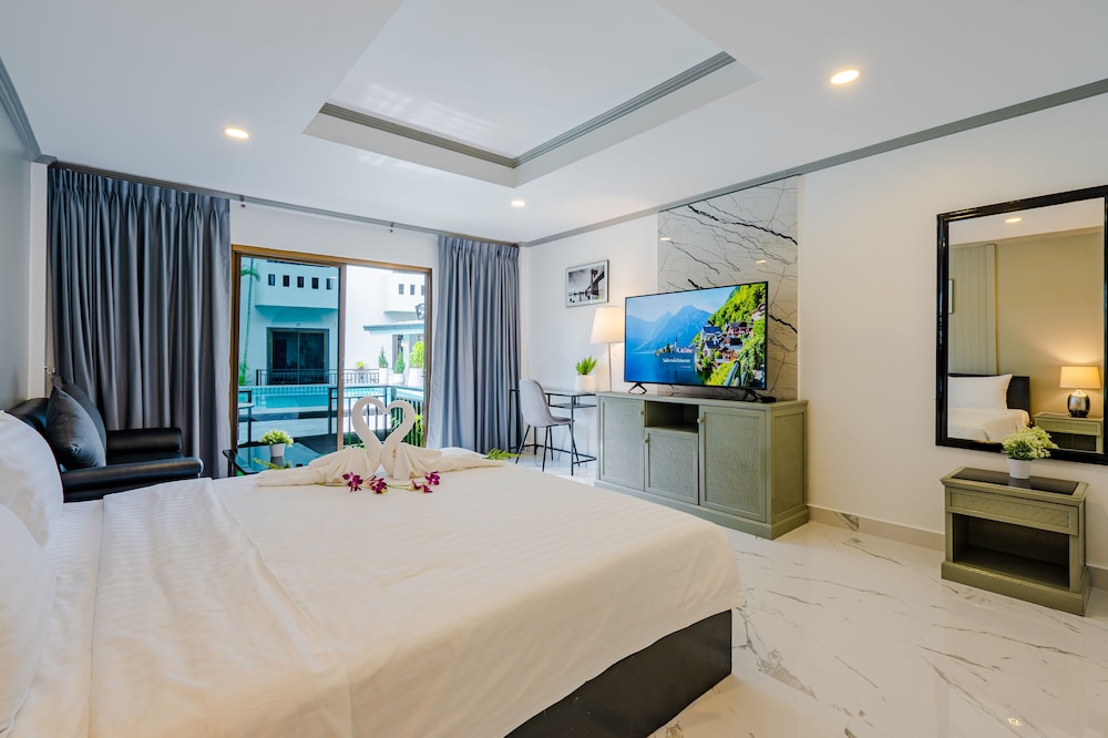 Deluxe Room, 1 King Bed, Non Smoking