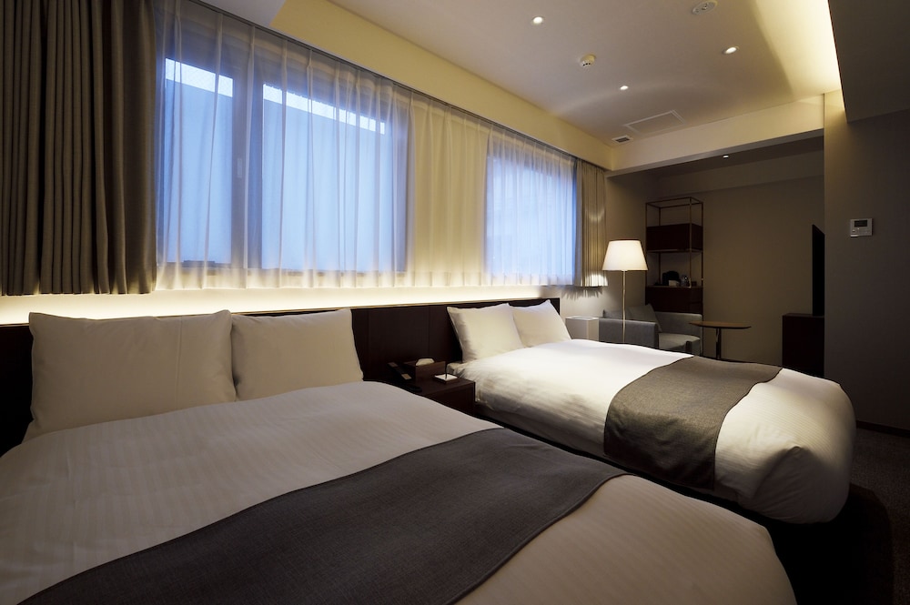 Basic Twin Room - Photo 11