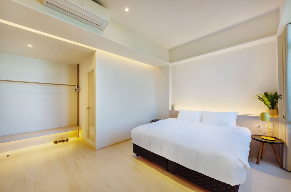Superior Suite, River View photo 2