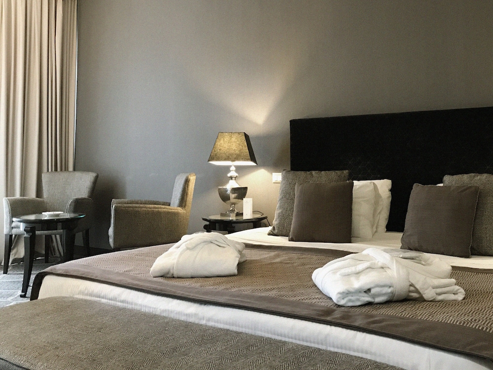 Superior Double Room, Balcony - Photo 4