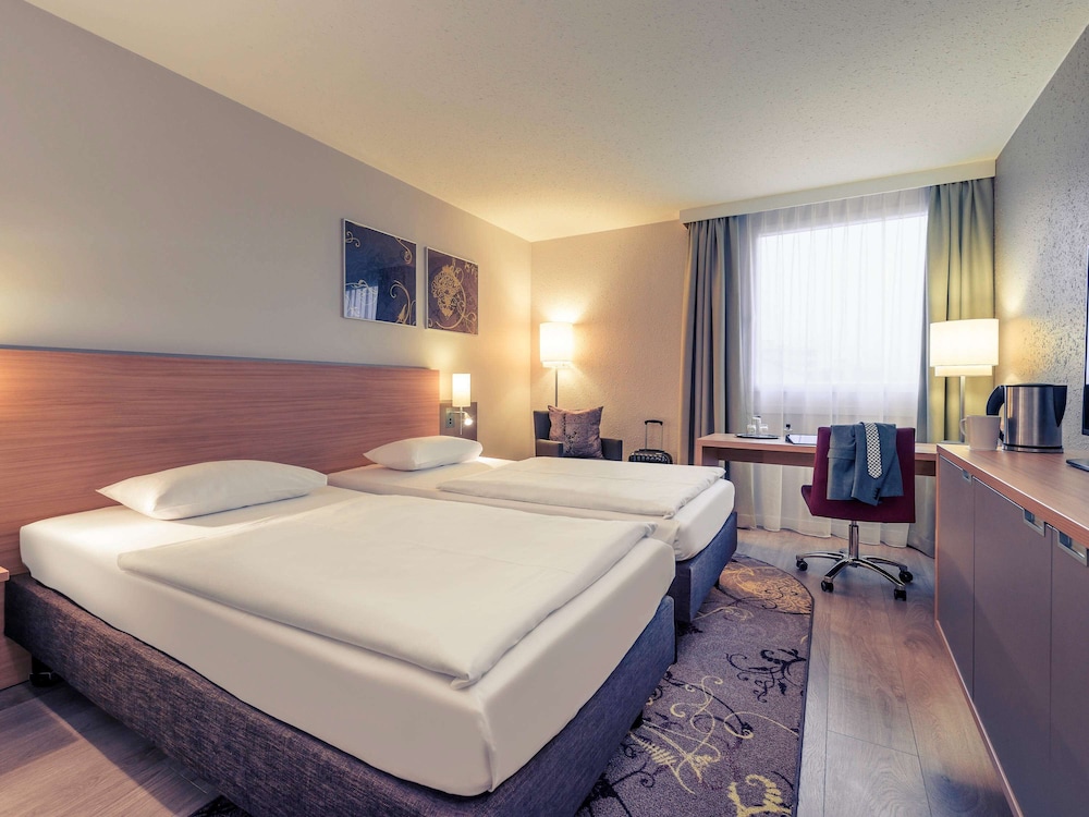 Standard Room, Multiple Beds - Photo 1