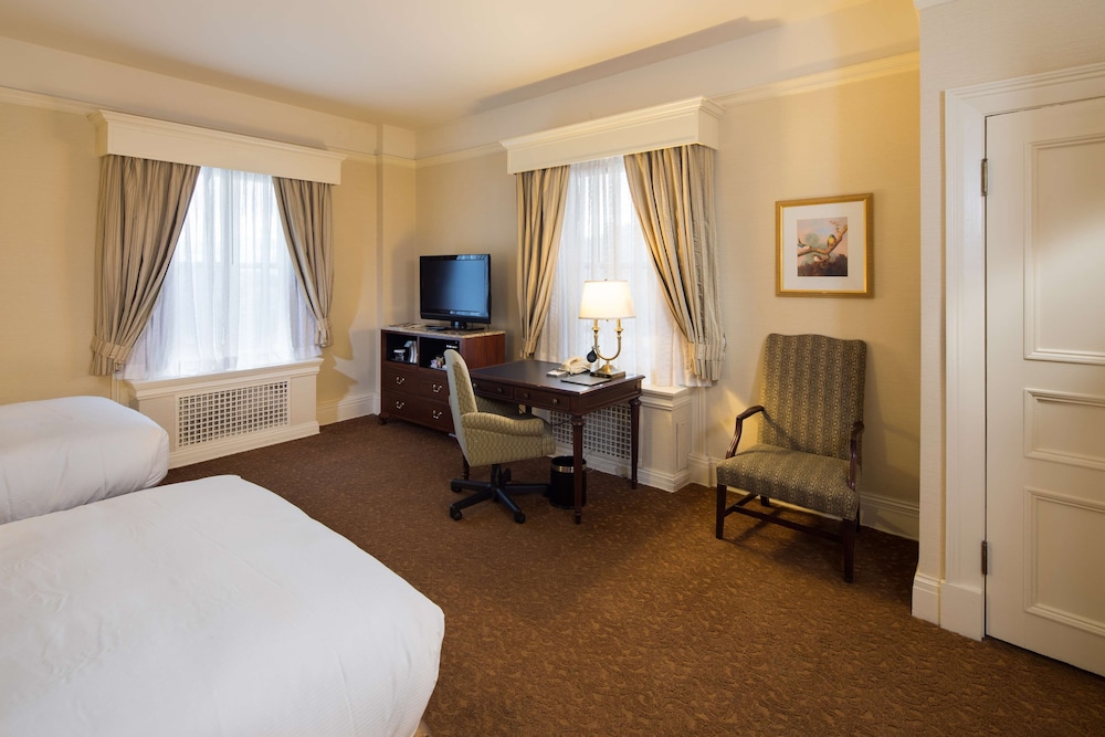 Room, 2 Double Beds, Accessible, Bathtub (Hearing Impaired) - Photo 2