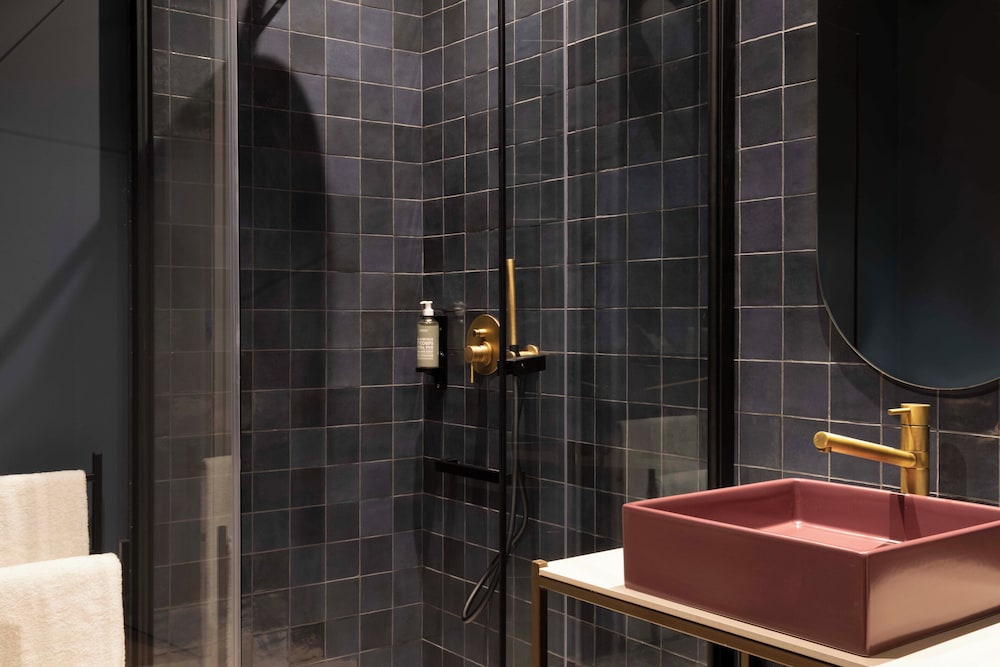 Superior Room - Photo 5