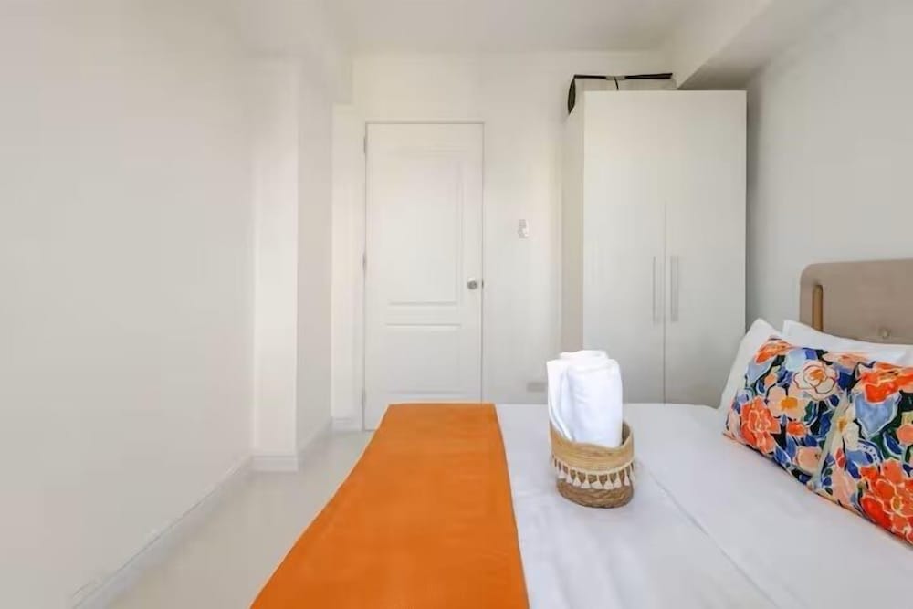 Family Apartment, 2 Bedrooms, Beach View, Beachfront photo 3