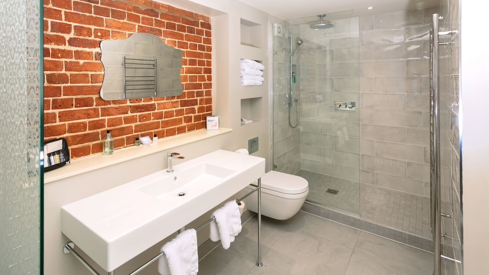 Oak Suite - Photo 10