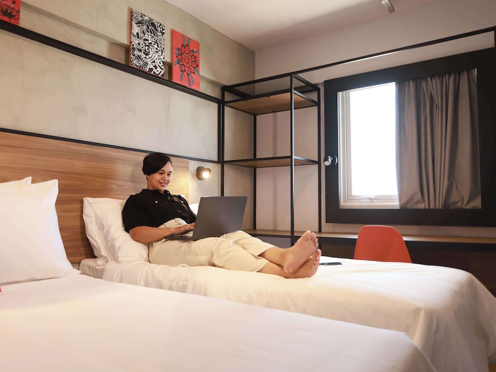 Standard Room, 2 Twin Beds photo 3